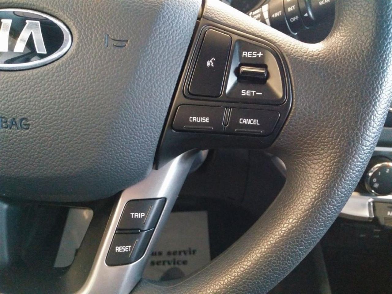 649592