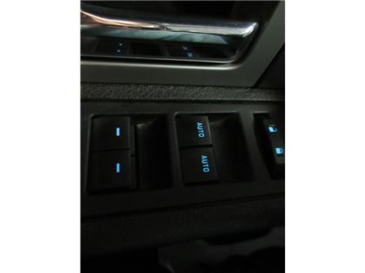 649593