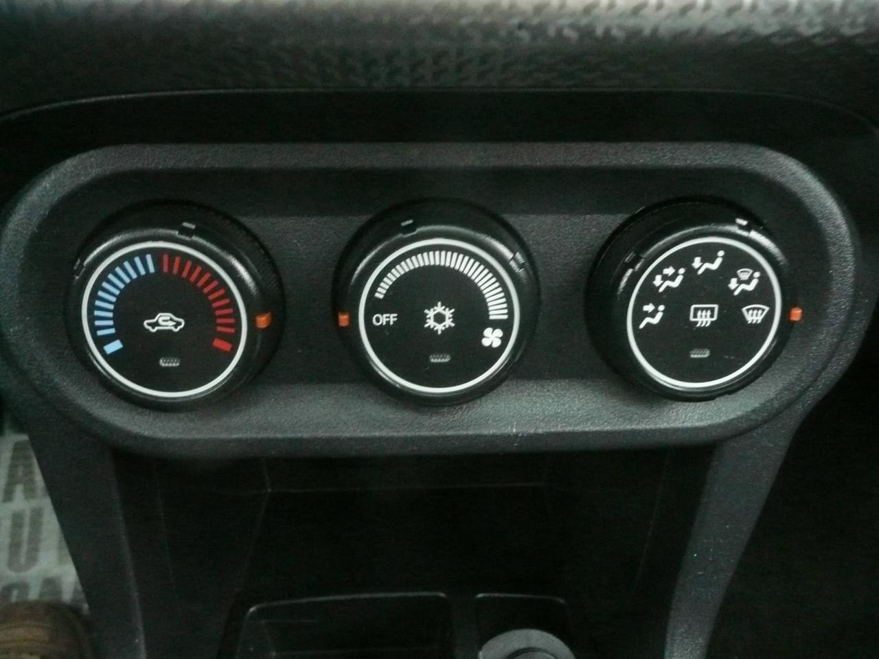 649648