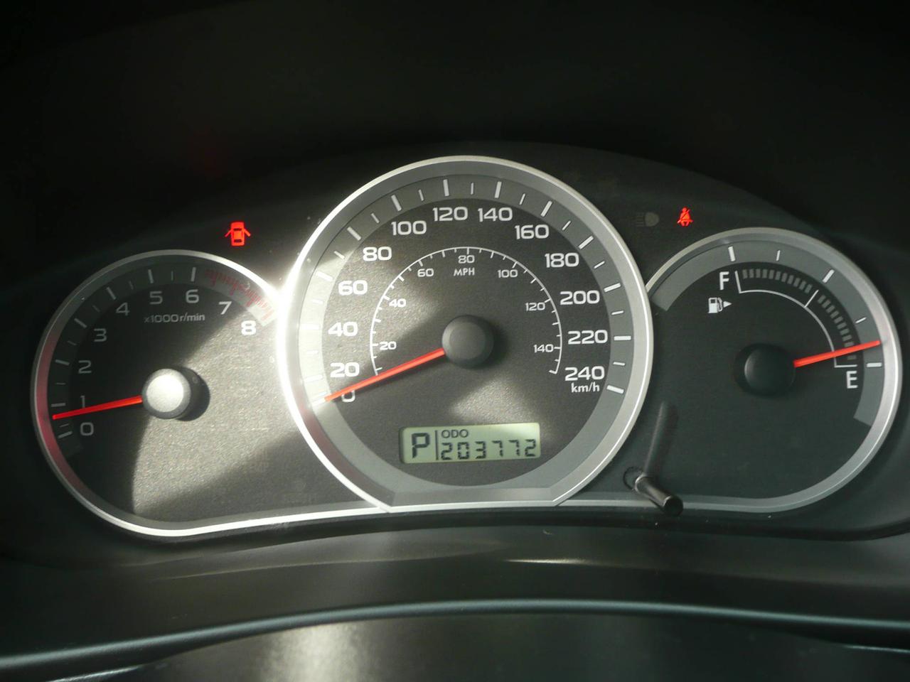 649698.11365605