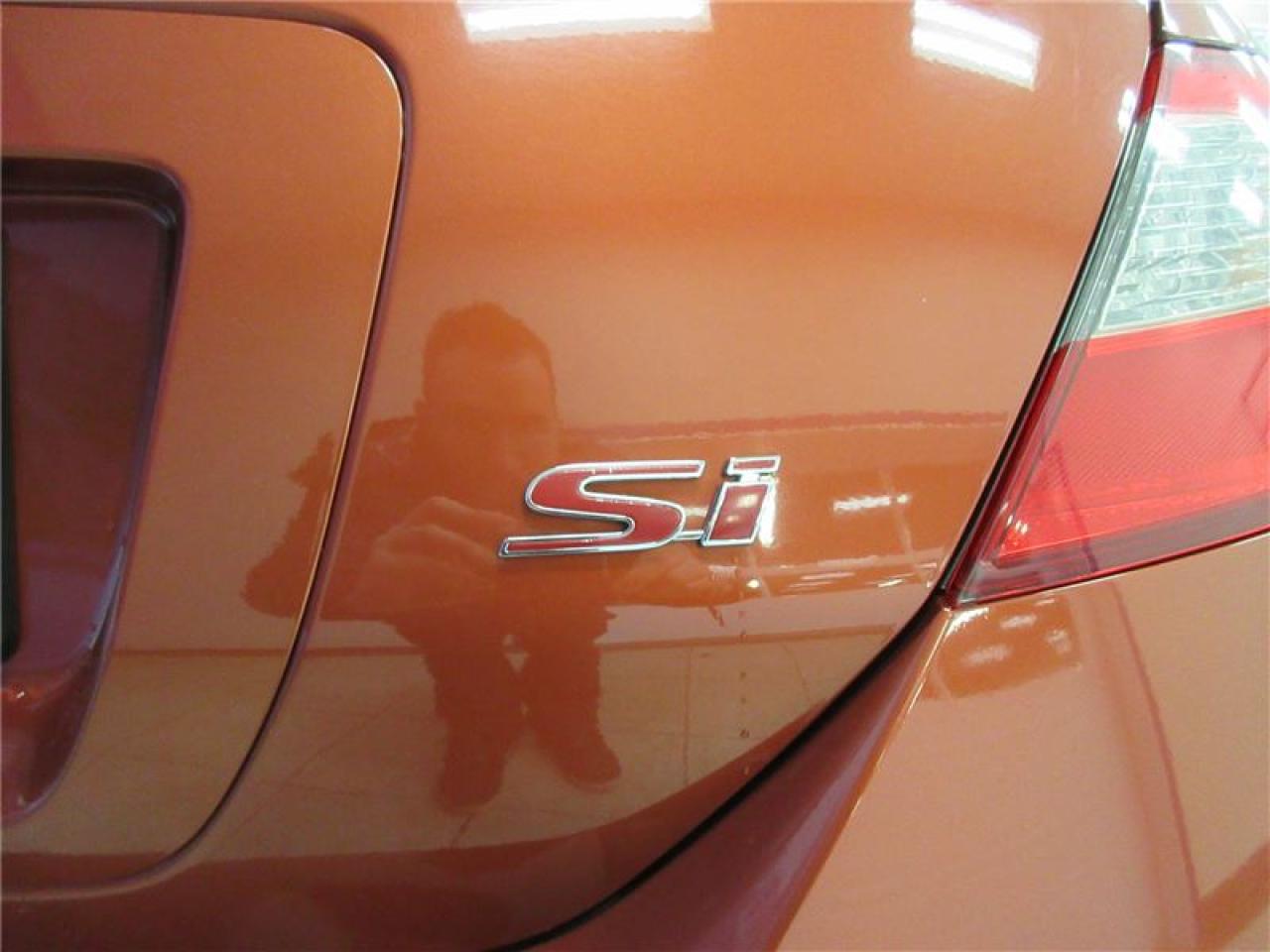 649702