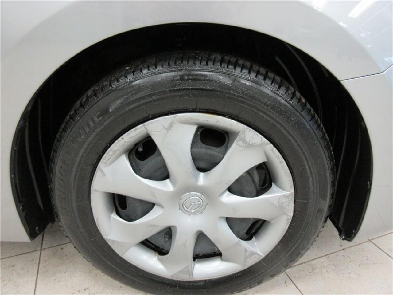 649711