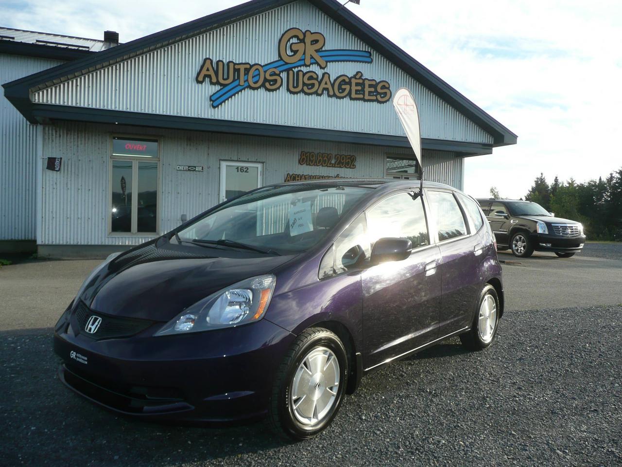 <a href=https://www.autoaubaine.com/Honda-Fit-c6910516.html>https://www.autoaubaine.com/Honda-Fit-c6910516.html</a>

Manuelle, A/C, prise auxiliaire, régulateur de vitesse sur le volant, volant ajustable, miroirs électrique, verrouillage électrique, fenêtres électrique, mags et traitement anti rouille fait en 2009-2011-2012-2015.
FINANCEMENT ET CRÉDIT ALTERNATIF DISPONIBLE
 Pour nous joindre par téléphone au 819-832-2952, par message texte au 819-212-3636 ou au www.grautosusagees.com