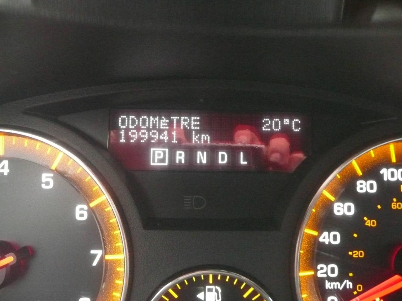 649735