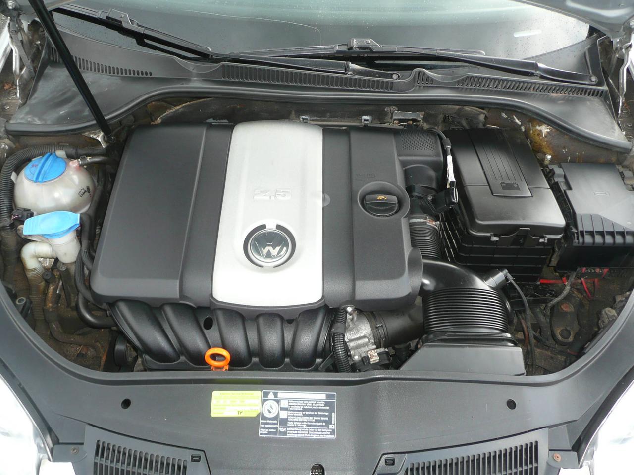 649744.11366841
