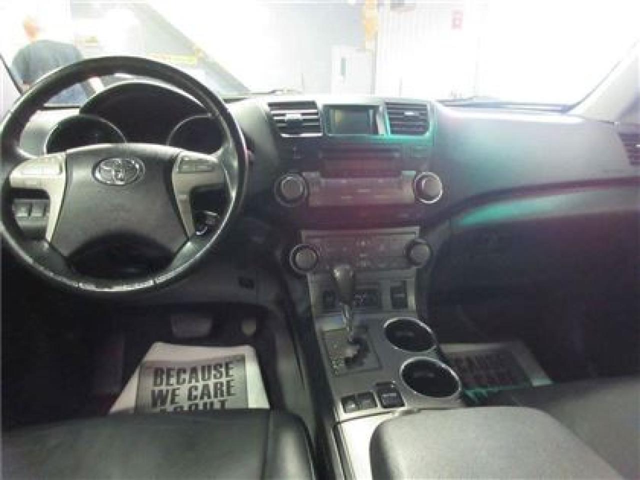 649751