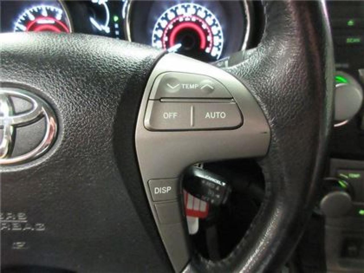 649751
