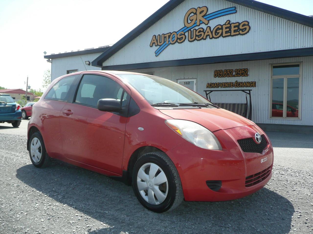 Used 2007 Toyota Yaris Hayon 3 portes, boîte manuelle, CE for sale in Westbury, QC