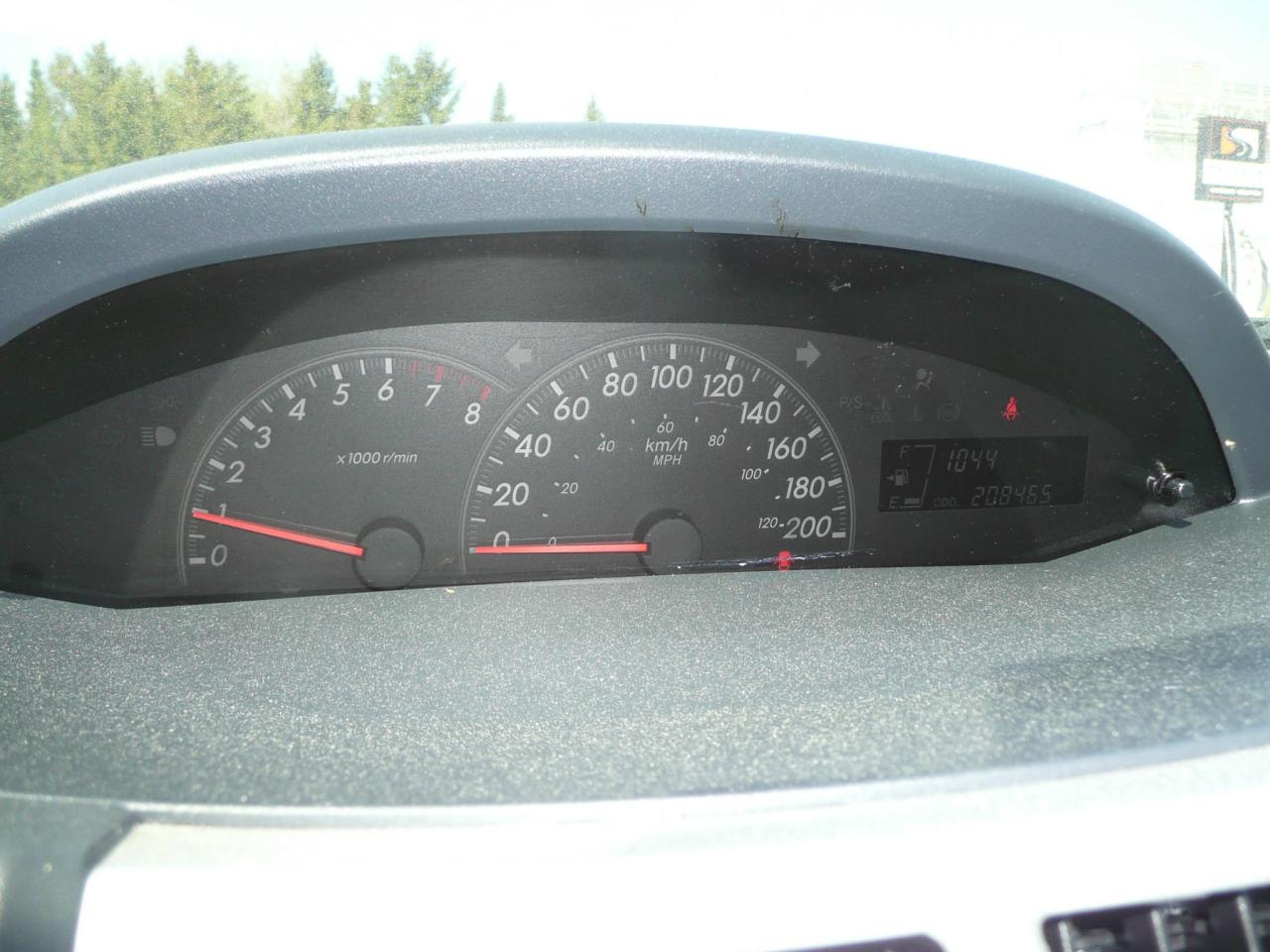 649753