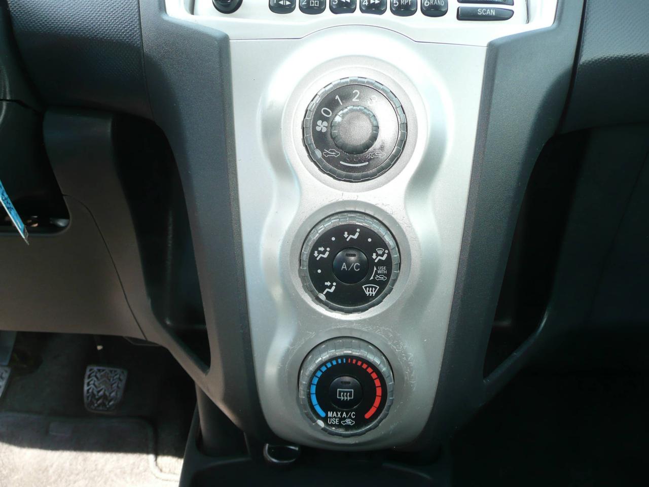 649753.11367125