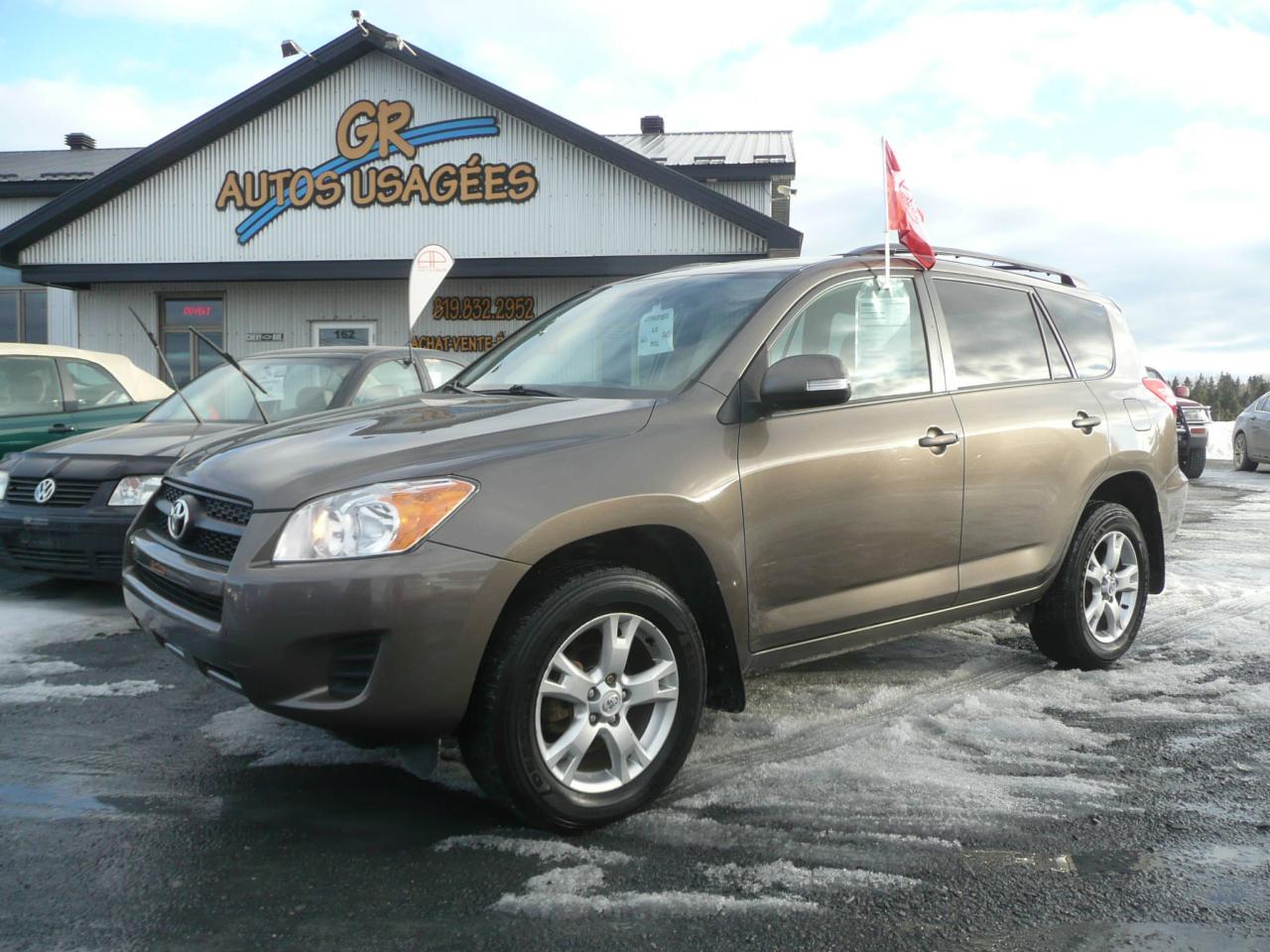 Used 2010 Toyota RAV4 4 portes, 4 roues motrices, 4 cyl. en li for sale in Westbury, QC