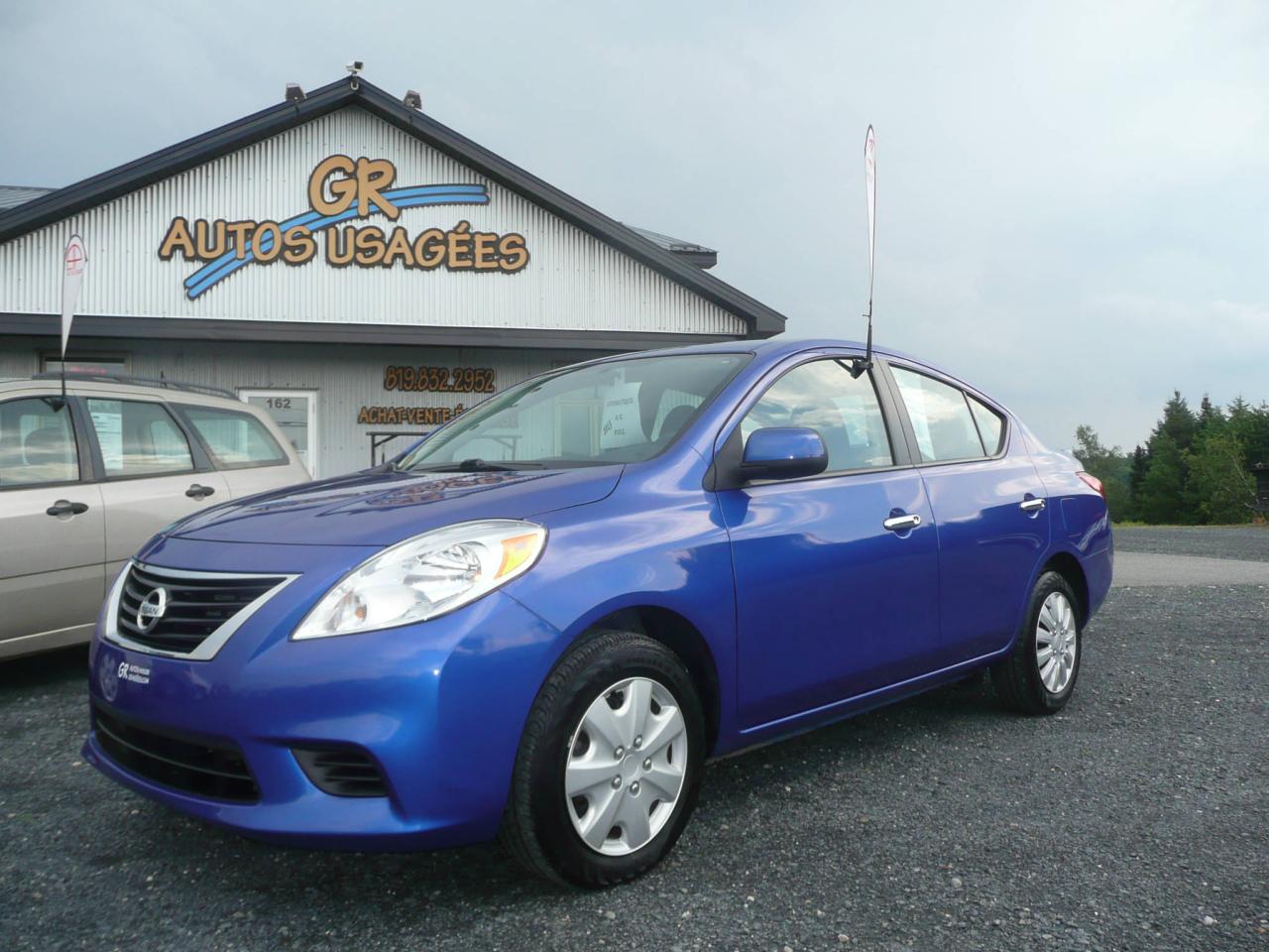 Used 2013 Nissan Versa Berline 4 portes à 4 cyl. en ligne, CVT, for sale in Westbury, QC