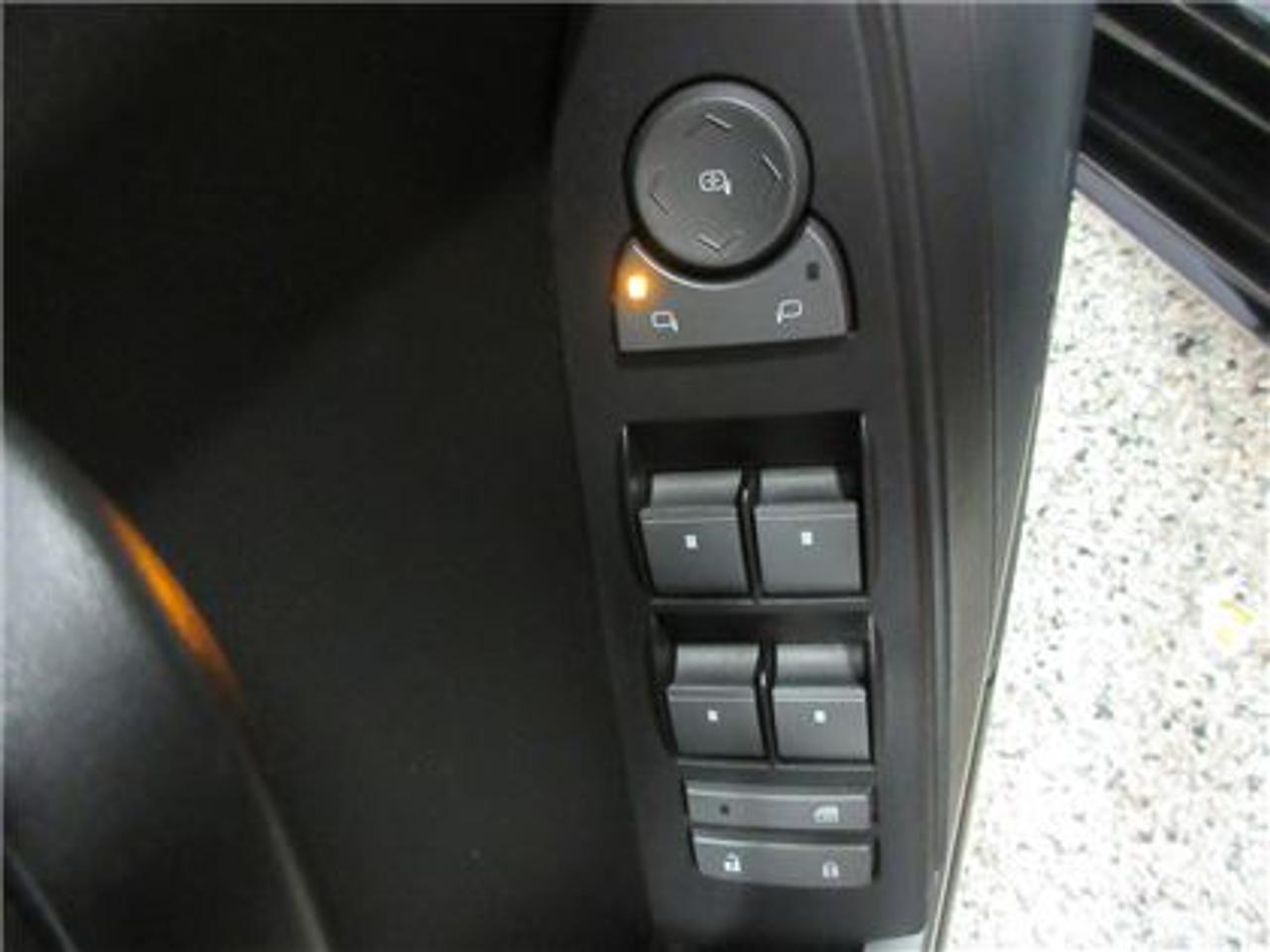649809.11368533