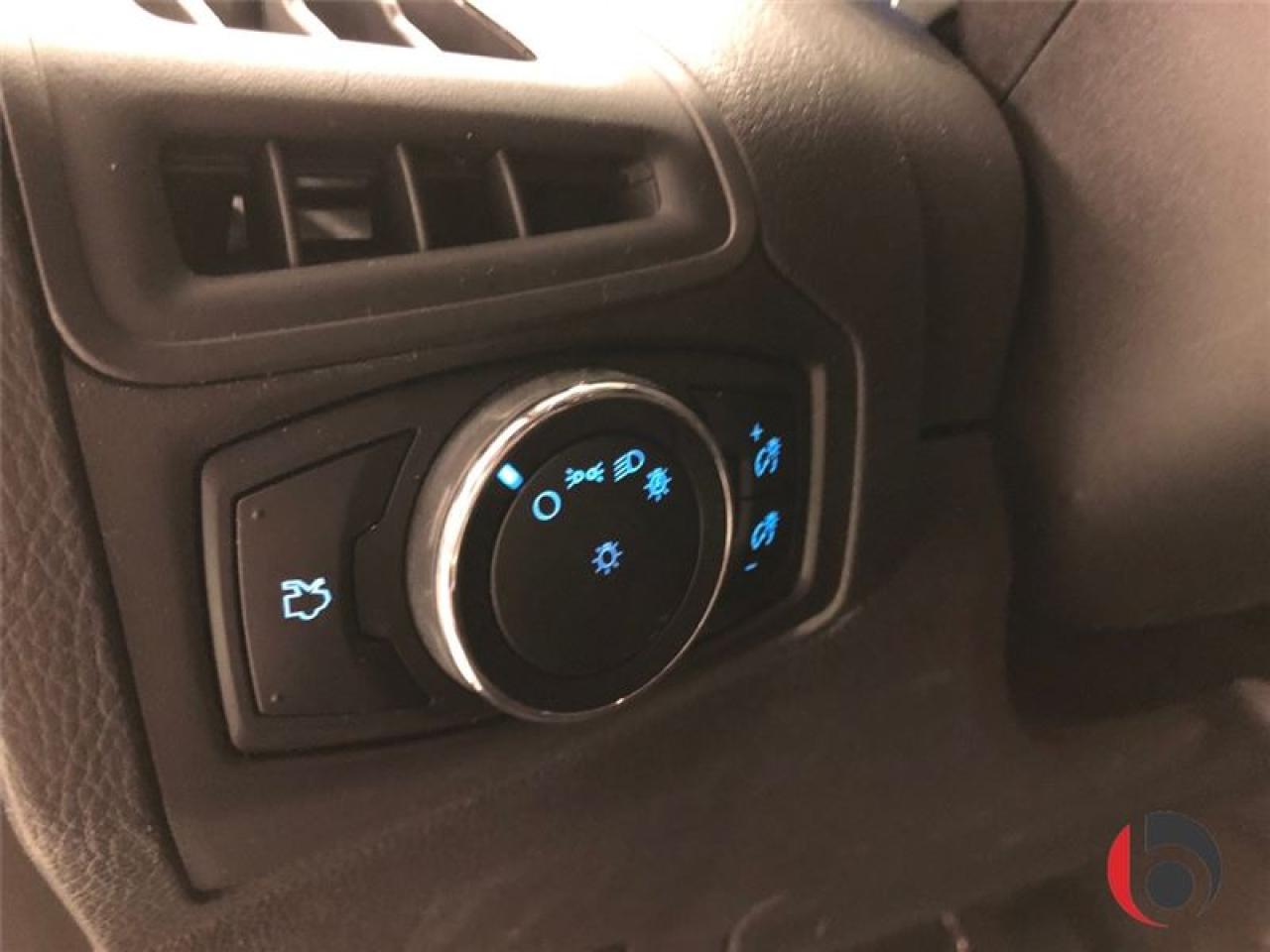 649818
