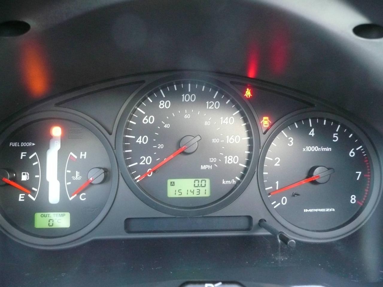 649831