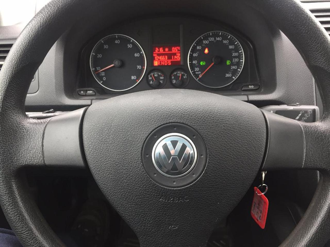 649847.11369532