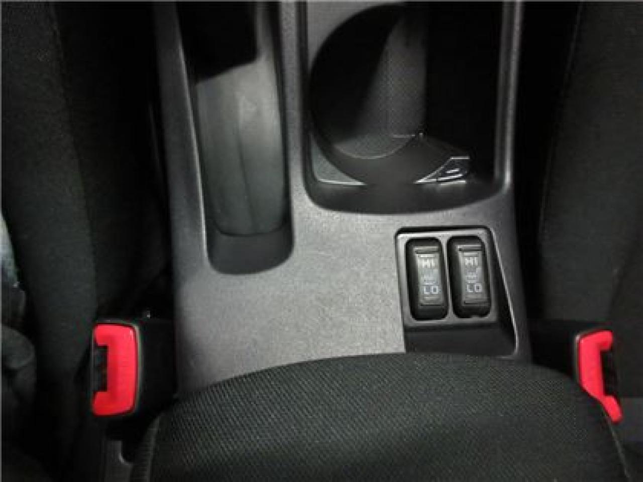649881