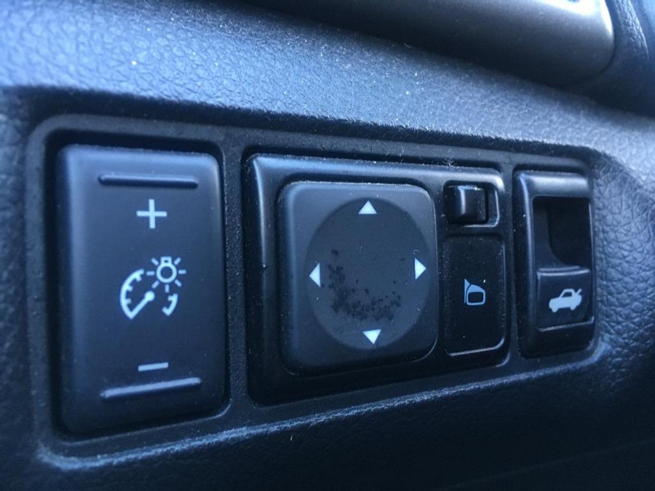 649898.11370779