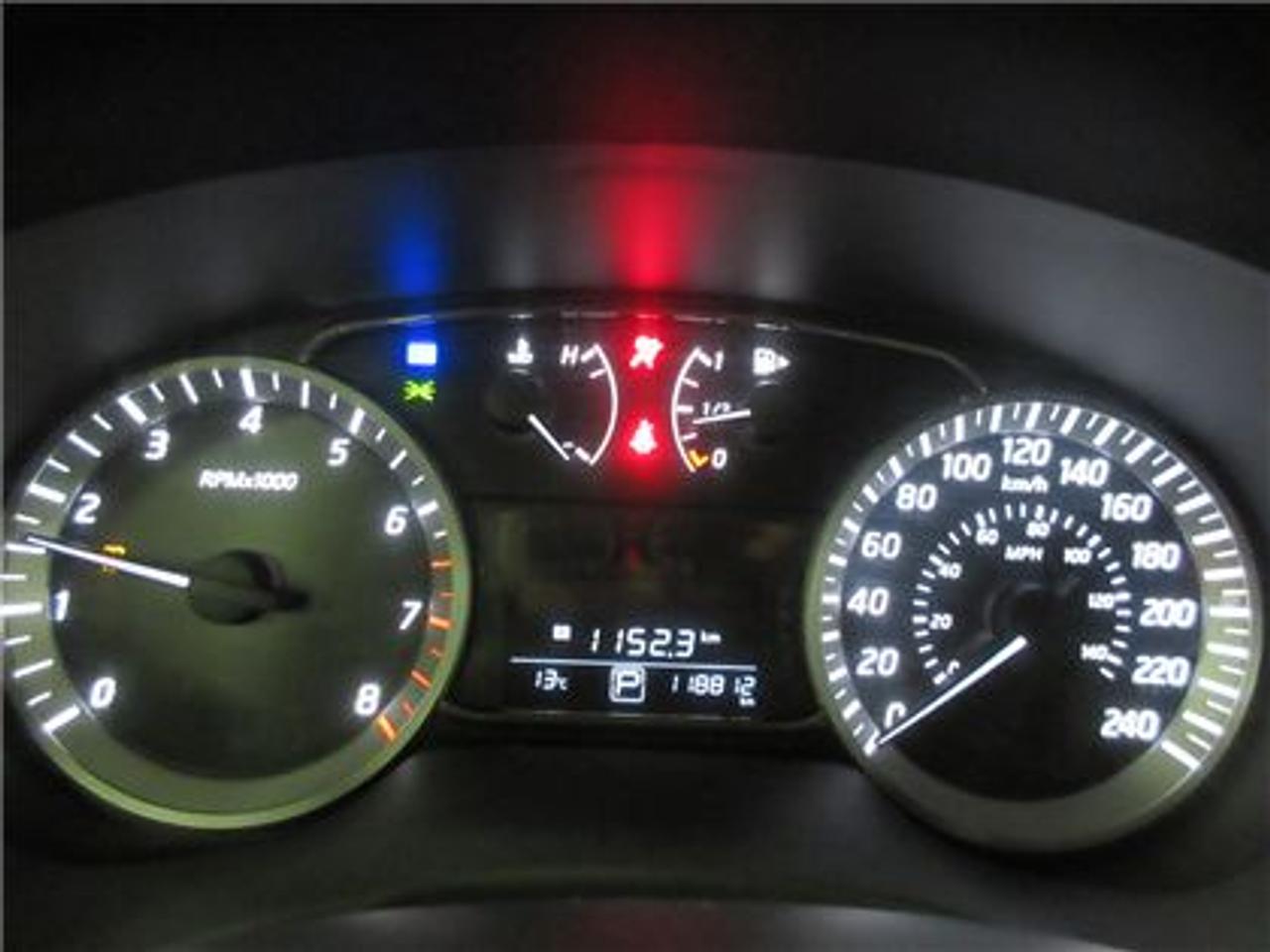 649903.11370904