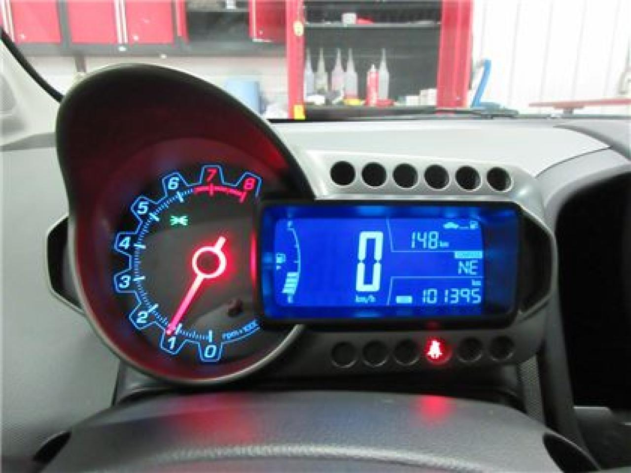 649913