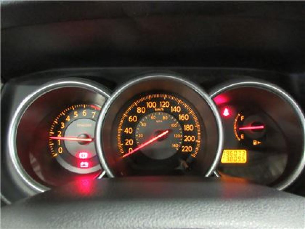 649921