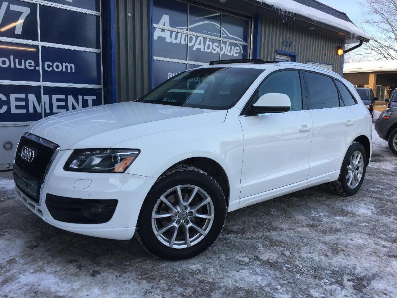 Used 2012 Audi Q5 3.2 l Premium + Toit for sale in Boisbriand, QC
