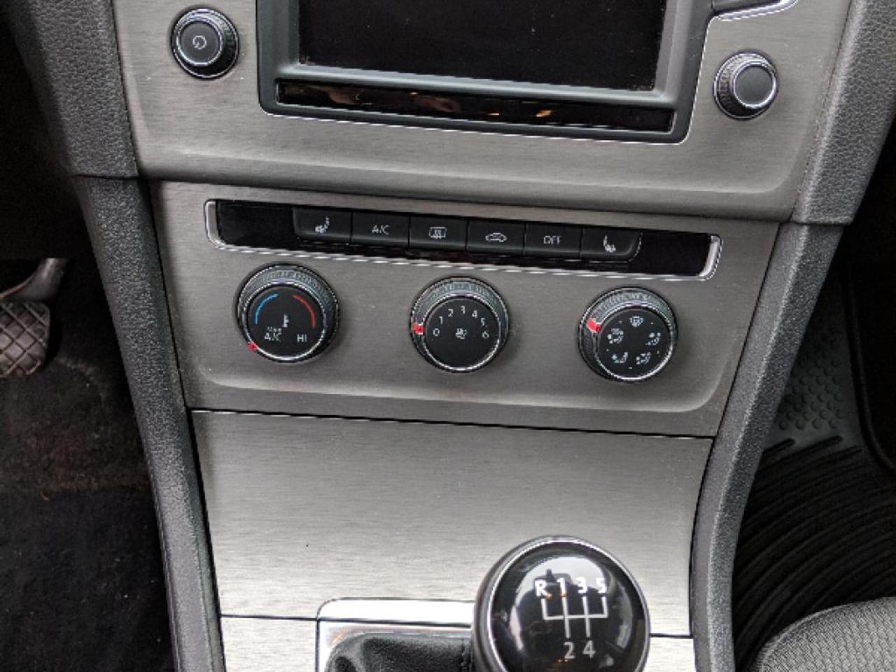 650229.11376058