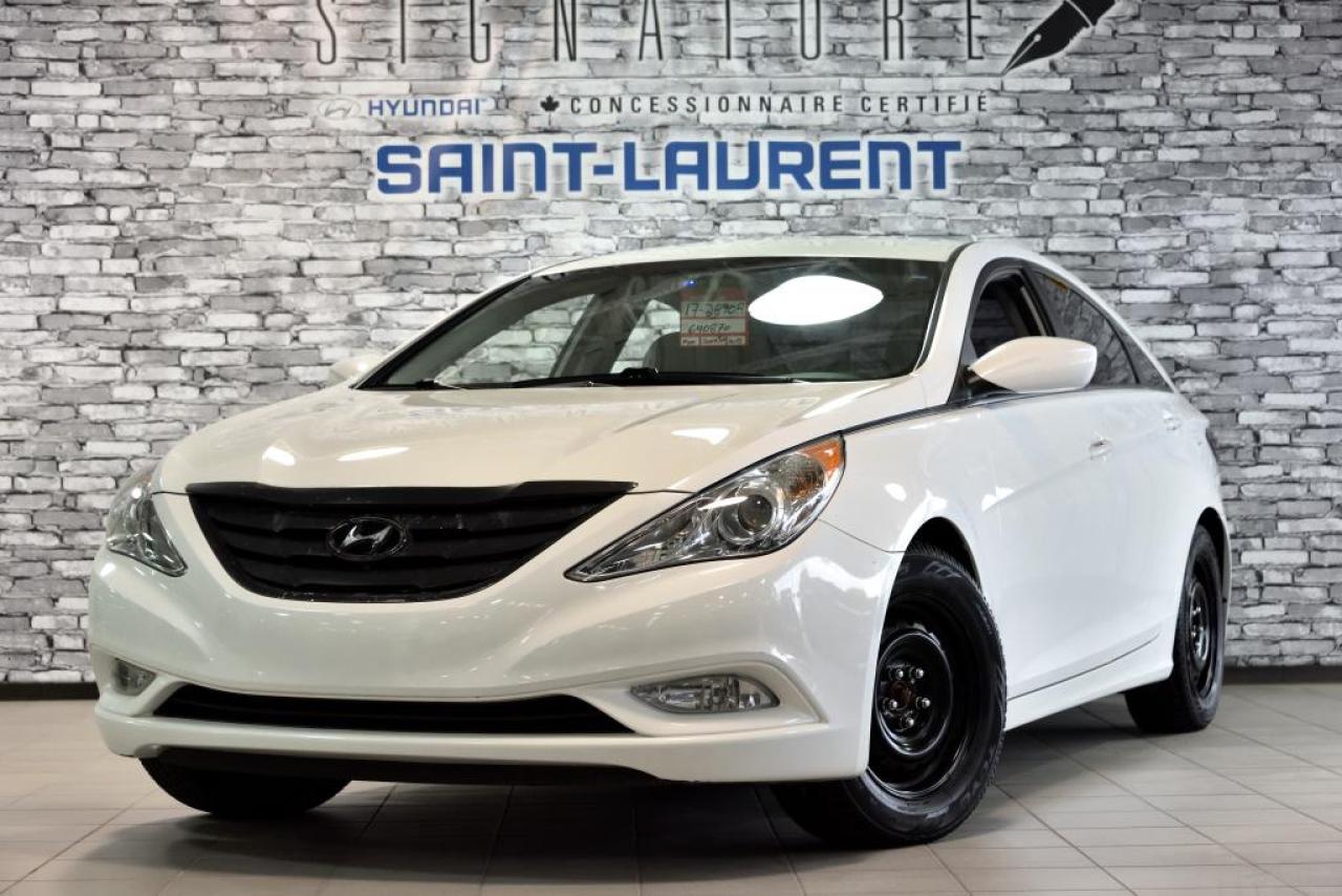 Used 2013 Hyundai Sonata GL 8 PNEU for sale in St-Laurent, QC