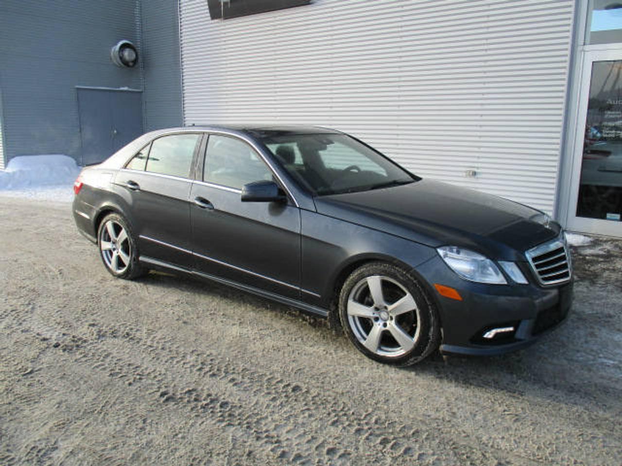<a href=https://www.autoaubaine.com/Mercedes-Benz-E-Class-c6985780.html>https://www.autoaubaine.com/Mercedes-Benz-E-Class-c6985780.html</a>

TRÈS BEAU MERCEDES BENZ E 350 4 MATIC , BAS KILOMÉTRAGE , 2 SETS DE MAGS ET PNEUS