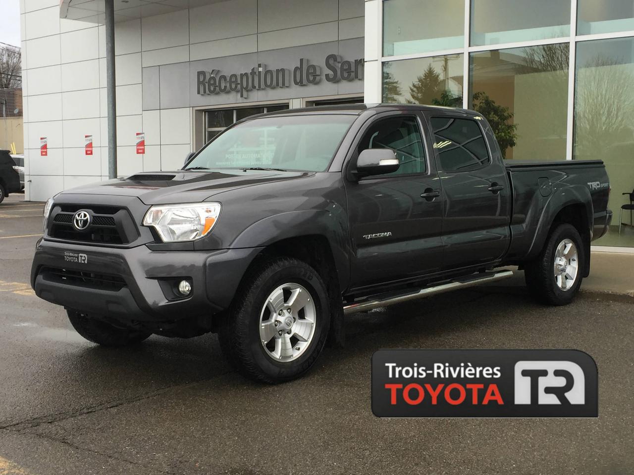<a href=https://www.trtoyota.ca/occasion/Toyota-Tacoma-2015.html>https://www.trtoyota.ca/occasion/Toyota-Tacoma-2015.html</a>

TOYOTA TACOMA TRD SPORT 2015, MOTEUR V6 DE 4L, 4 ROUES MOTRICES, CABINE DOUBLE, TRANSMISSION AUTOMATIQUE, COUVRE-CAISSE SOUPLE, JANTES EN ALLIAGE, MARCHEPIEDS, SIÈGES AVANT CHAUFFANTS, PHARES ANTIBROUILLARD, CAMÉRA DE RECUL, AIR CLIMATISÉ, GROUPE ÉLECTRIQUE, RÉGULATEUR DE VITESSE... Chez Trois-Rivieres Toyota, vous bénéficiez dun vaste choix de véhicules doccasion de toutes marques tel que Honda, Nissan, Hyundai, Ford, Mazda, Mitsubishi,  Kia et plus encore!  Le plus grand concessionnaire Toyota de la région de la Mauricie et Centre-du-Québec ! Situé entre Québec et Montréal, Trois-Rivières Toyota  vous offre  la  première, deuxième et troisième chance au crédit.  Venez rencontrer nos experts  afin de faire lessai routier dun de nos véhicules. Obtenez le rapport dhistorique Carproof sur demande Visitez notre site web pour voir notre inventaire de voitures doccasion : www.trtoyota.ca.
*
*Taxes en sus et des frais dadministration de 275 $ peuvent sappliquer*