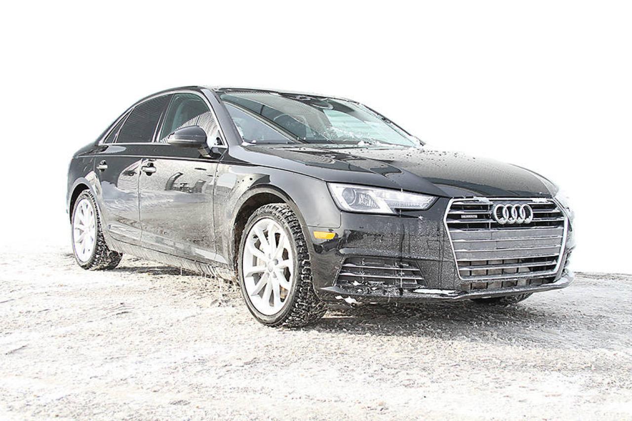 Used 2017 Audi A4 Progressiv berline 4 portes quattro BA for sale in Ste-Foy, QC