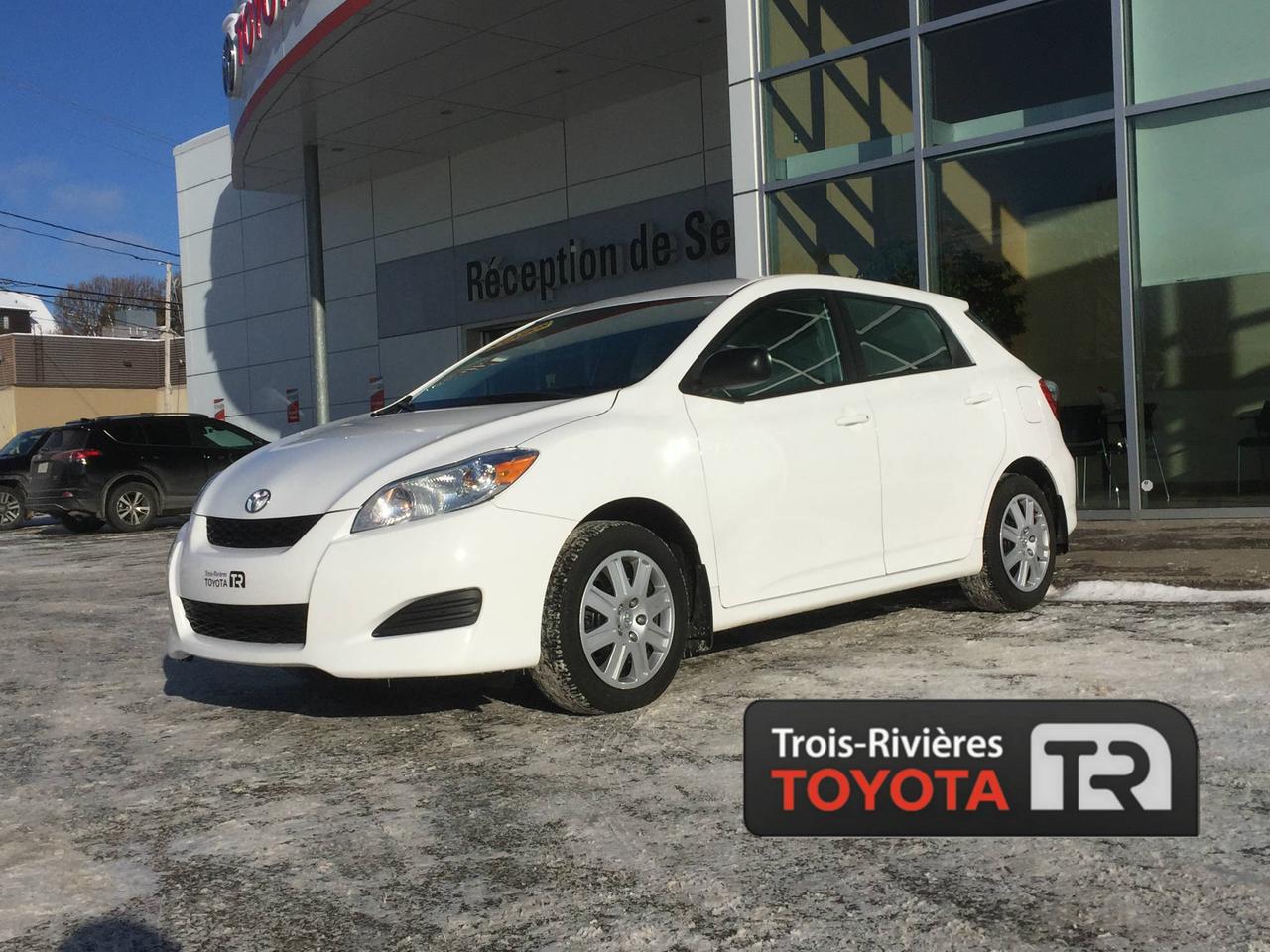 <a href=https://www.trtoyota.ca/occasion/Toyota-Matrix-2014.html>https://www.trtoyota.ca/occasion/Toyota-Matrix-2014.html</a>

** CERTIFIÉ ** TOYOTA MATRIX 2014, MOTEUR DE 1.8 LITRES ET 4 CYLINDRES, TRANSMISSION AUTOMATIQUE, AIR CLIMATISÉ, GROUPE ÉLECTRIQUE, RÉGULATEUR DE VITESSE, MIROIRS CHAUFFANTS ET ÉLECTRIQUES... Chez Trois-Rivieres Toyota, vous bénéficiez dun vaste choix de véhicules doccasion de toutes marques tel que Honda, Nissan, Hyundai, Ford, Mazda, Mitsubishi, Kia et plus encore! Le plus grand concessionnaire Toyota de la région de la Mauricie et Centre-du-Québec ! Situé entre Québec et Montréal, Trois-Rivières Toyota vous offre la première, deuxième et troisième chance au crédit. Venez rencontrer nos experts afin de faire lessai routier dun de nos véhicules. Obtenez le rapport dhistorique Carproof sur demande Visitez notre site web pour voir notre inventaire de voitures doccasion : www.trtoyota.ca.
