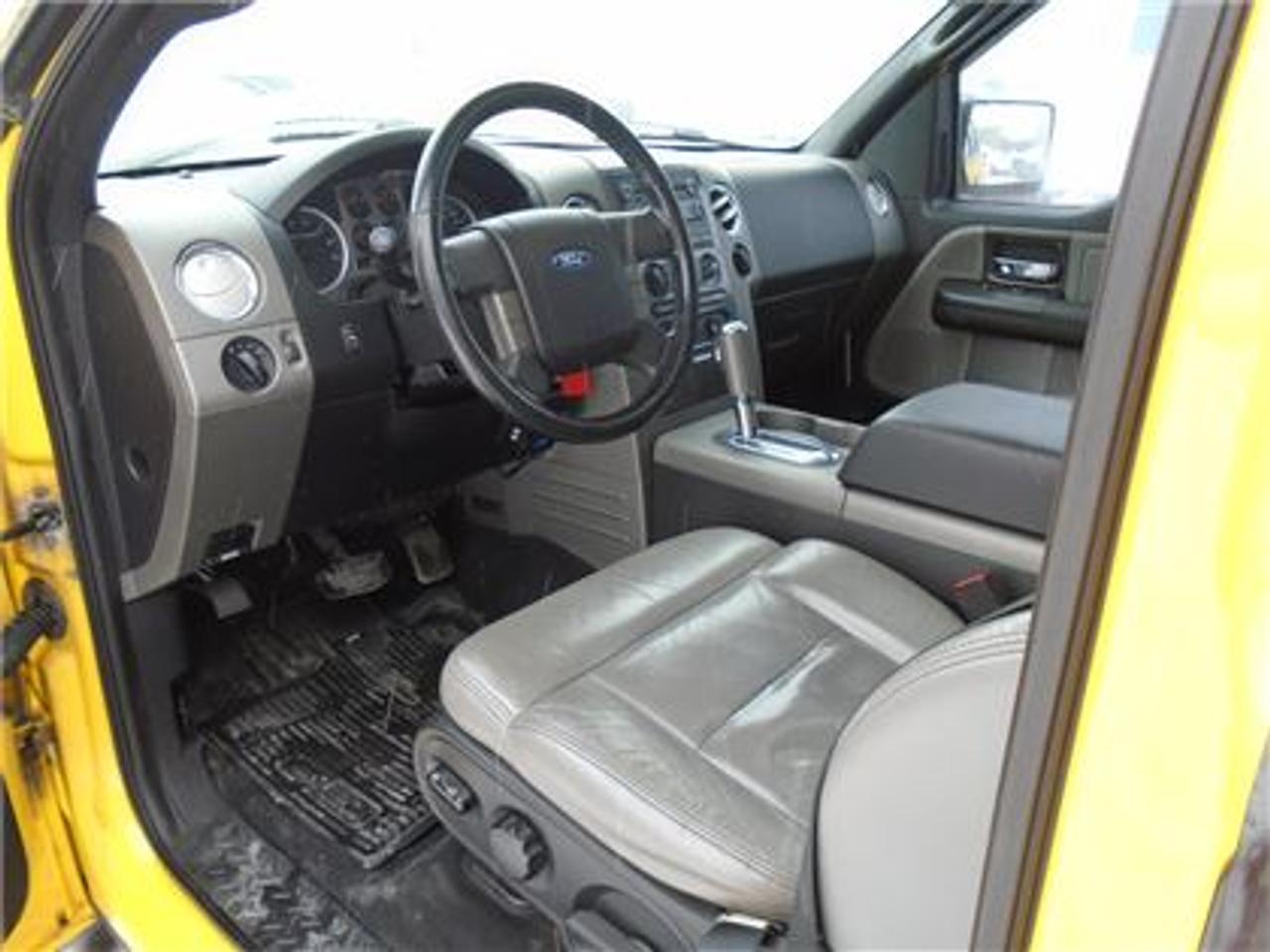 650557.11383391