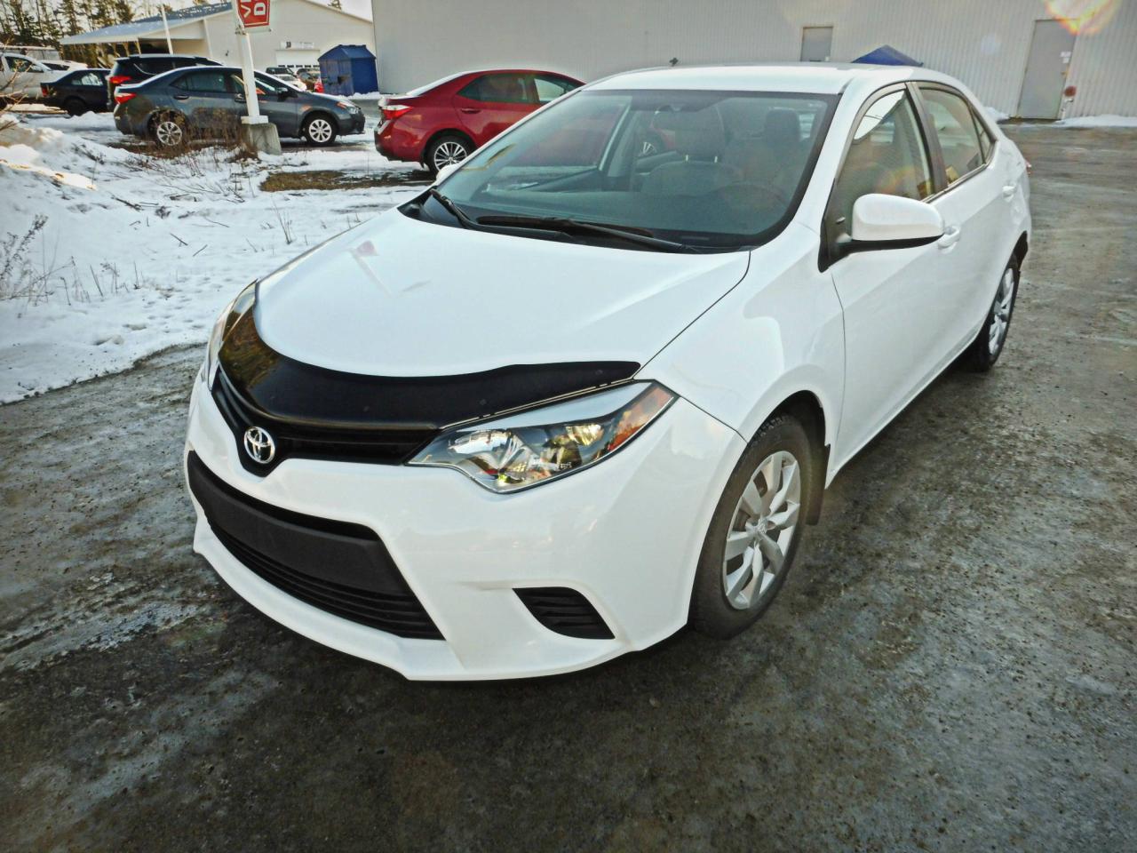 Used 2014 Toyota Corolla blanc, Bas kilométrage for sale in St-Raymond, QC