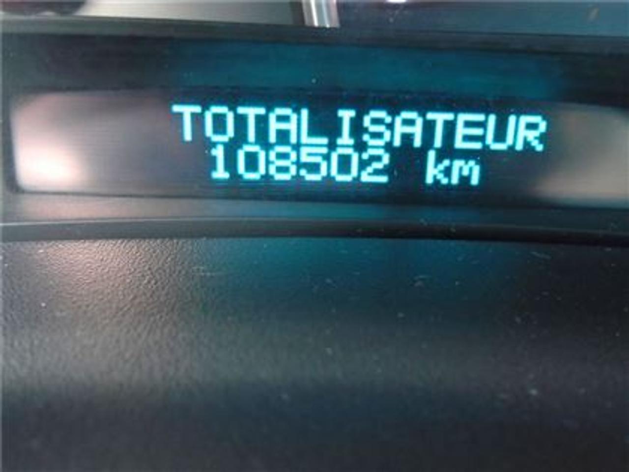 650572.11383716