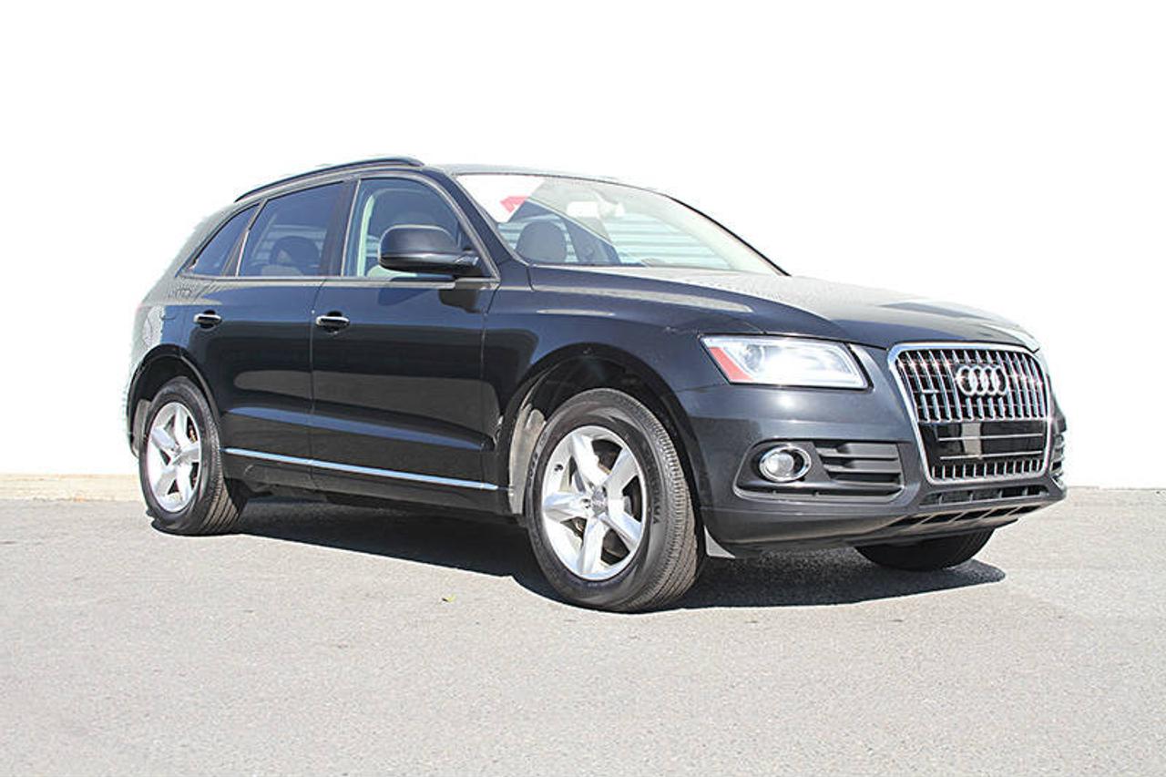 <a href=https://www.autoaubaine.com/Audi-Q5-c6883727.html>https://www.autoaubaine.com/Audi-Q5-c6883727.html</a>

TRÈS BEAU AUDI Q5 KONFORT 2015, VOITURE LOCAL, ADMISSIBLE AU 6 ANS OU 160000 KM COMPLET INFORMEZ VOUS CHEZ AUDI STE-FOY À  QUÉBEC.
