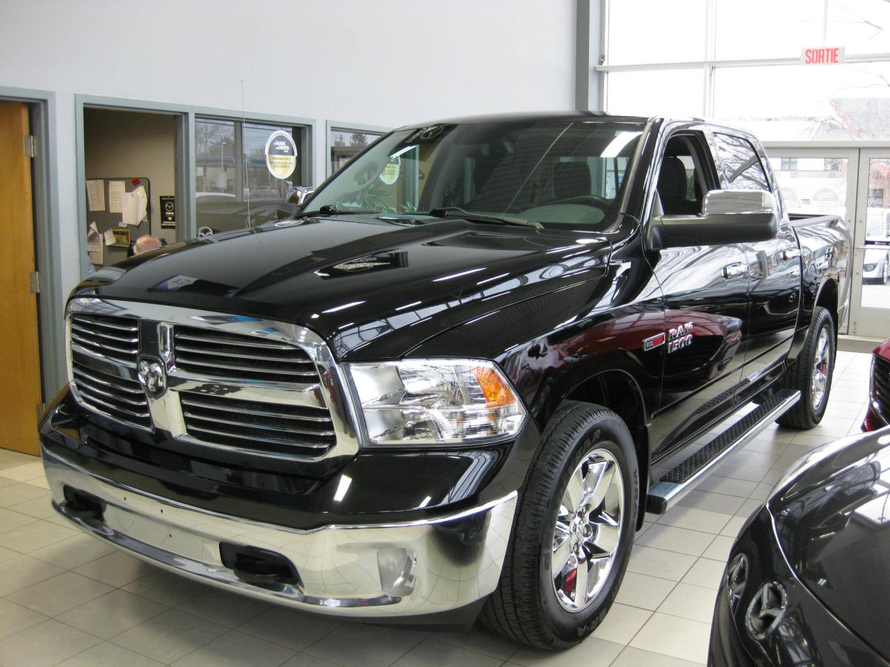 Used 2014 Ram 1500 Big Horn ECODIESEL CREW PLAN OR 100000KM for sale in Trois-Rivières, QC