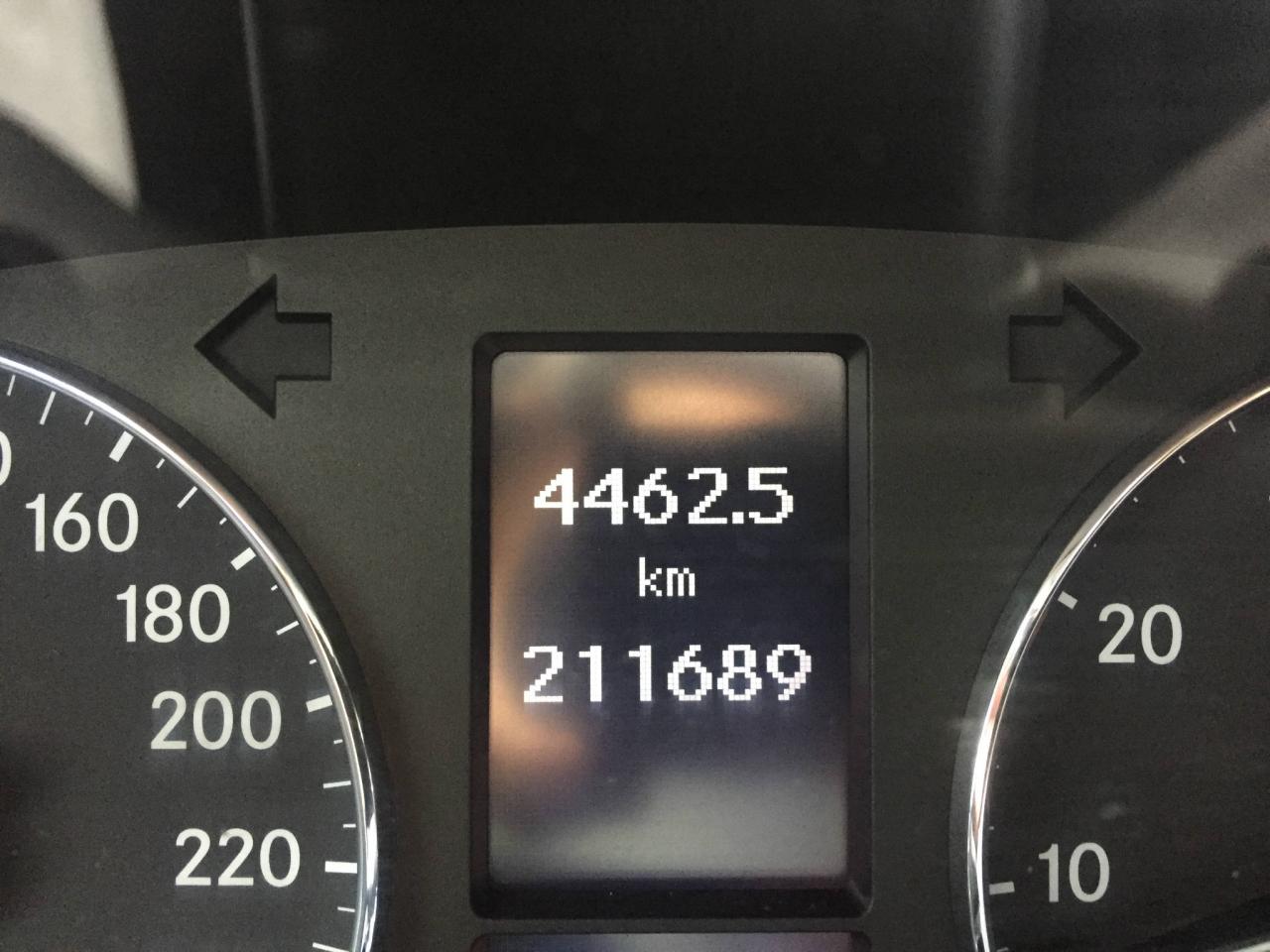 650737