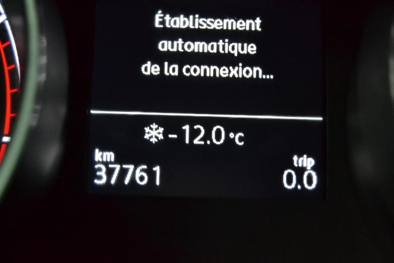 650831