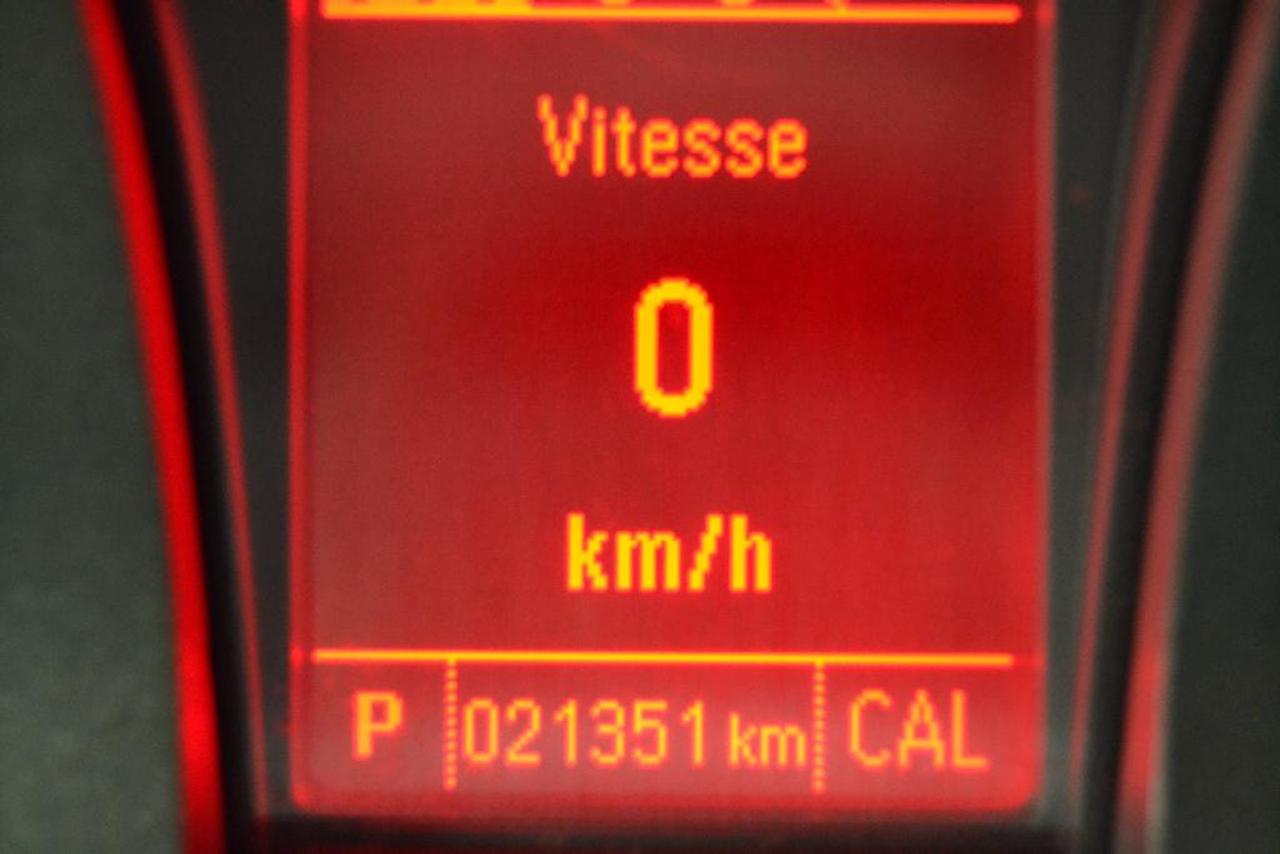 650852.11389960