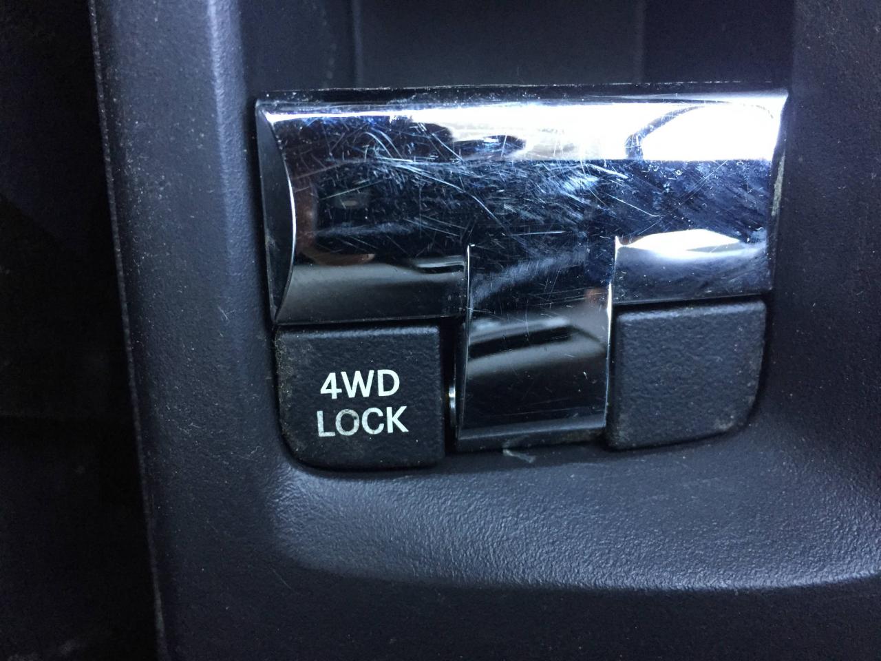 650896