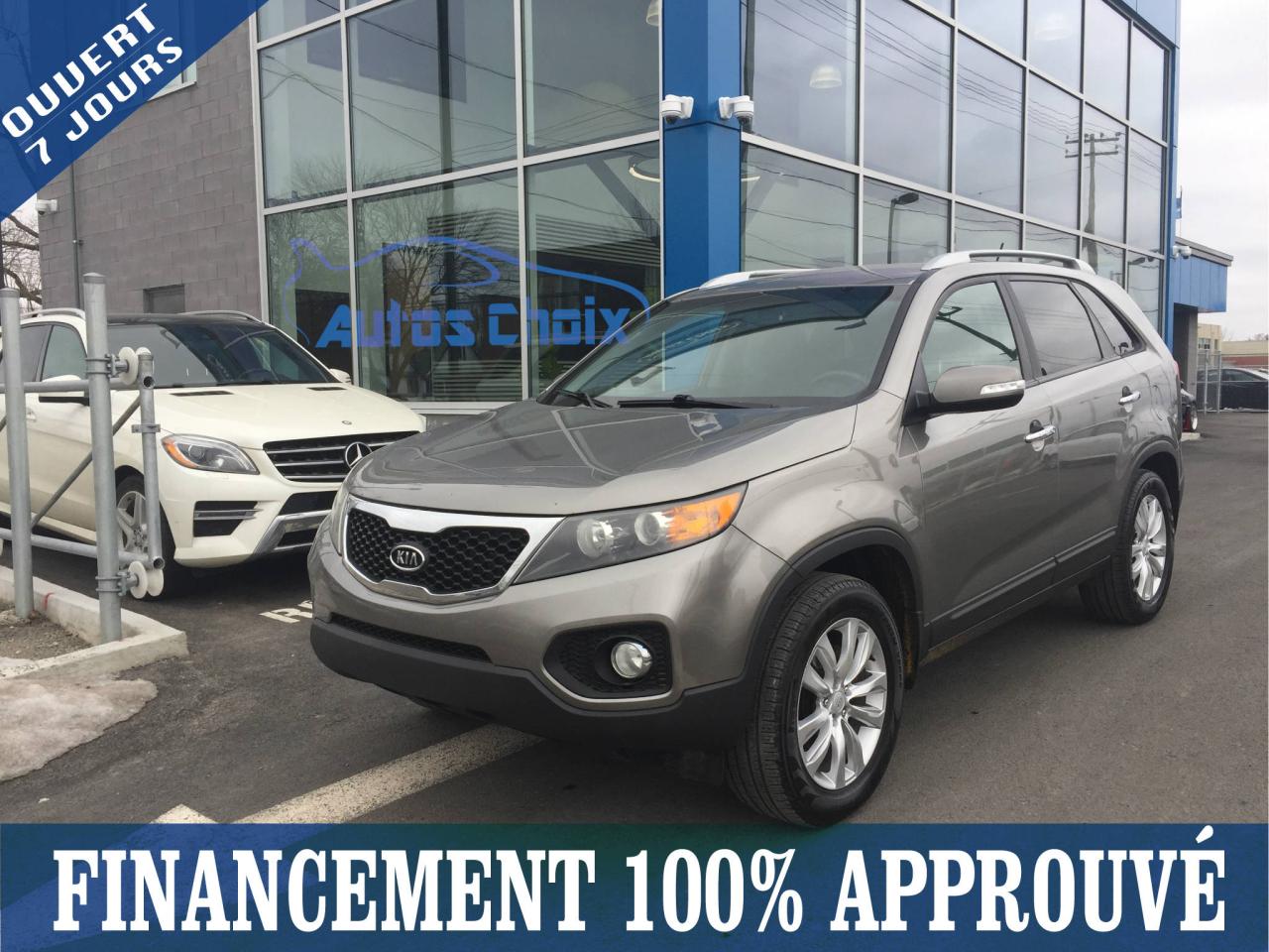 Used 2011 Kia Sorento LX for sale in Longueuil, QC