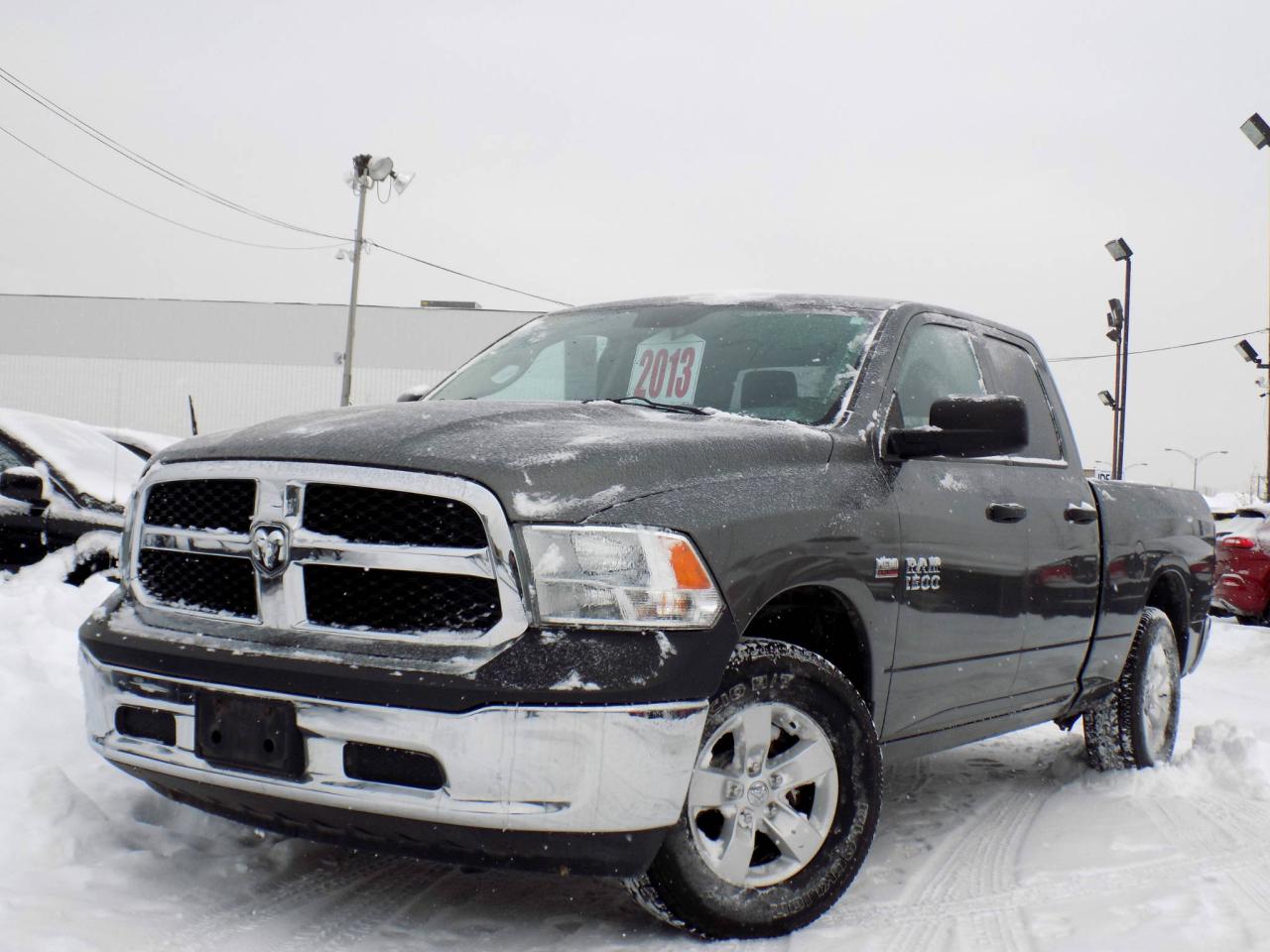 Used 2013 Ram 1500 ST QUAD CAB 4X4 *V8* for sale in Brossard, QC