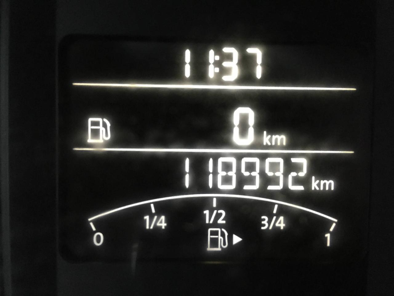 650937