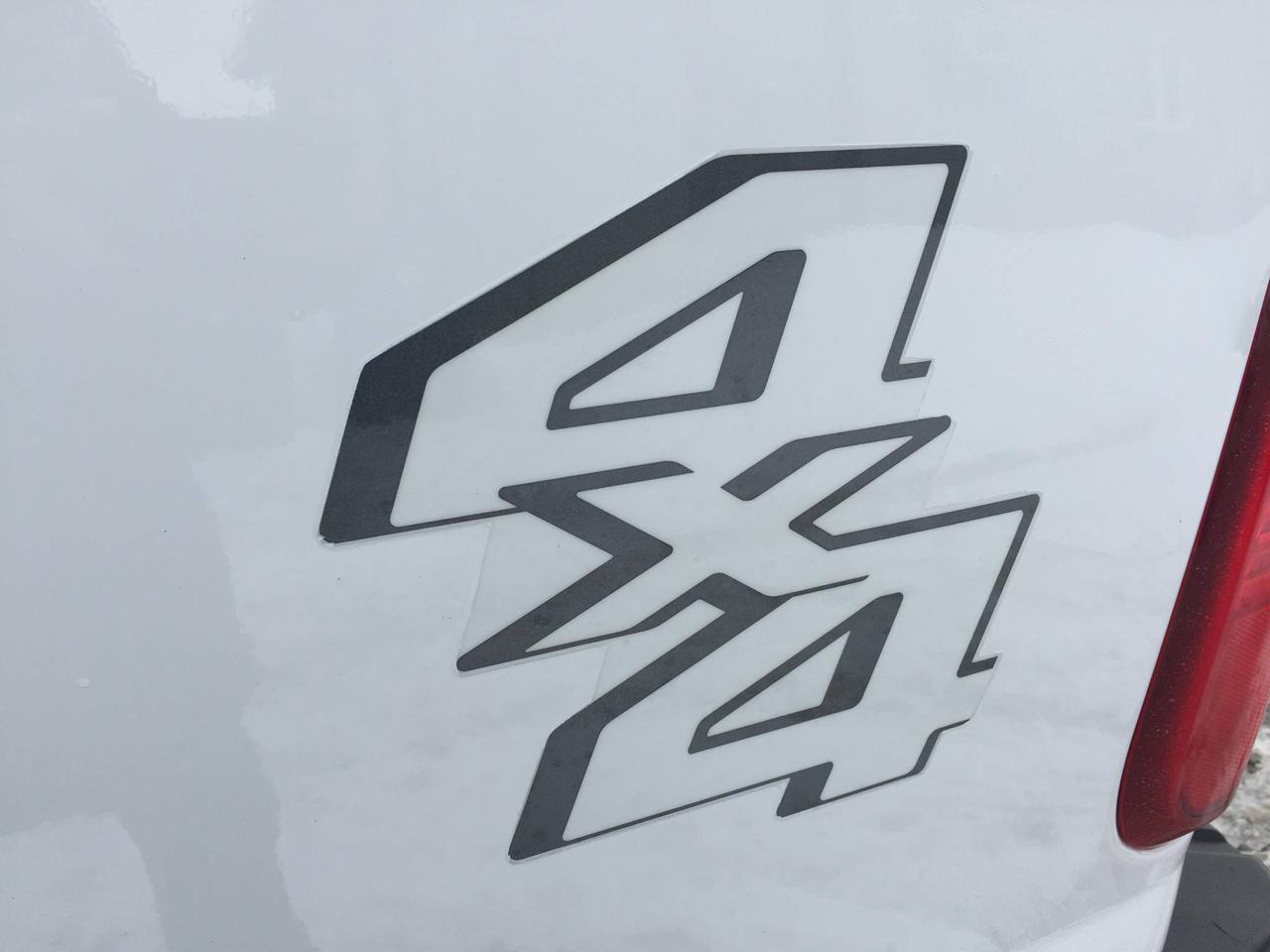 650979.11392762