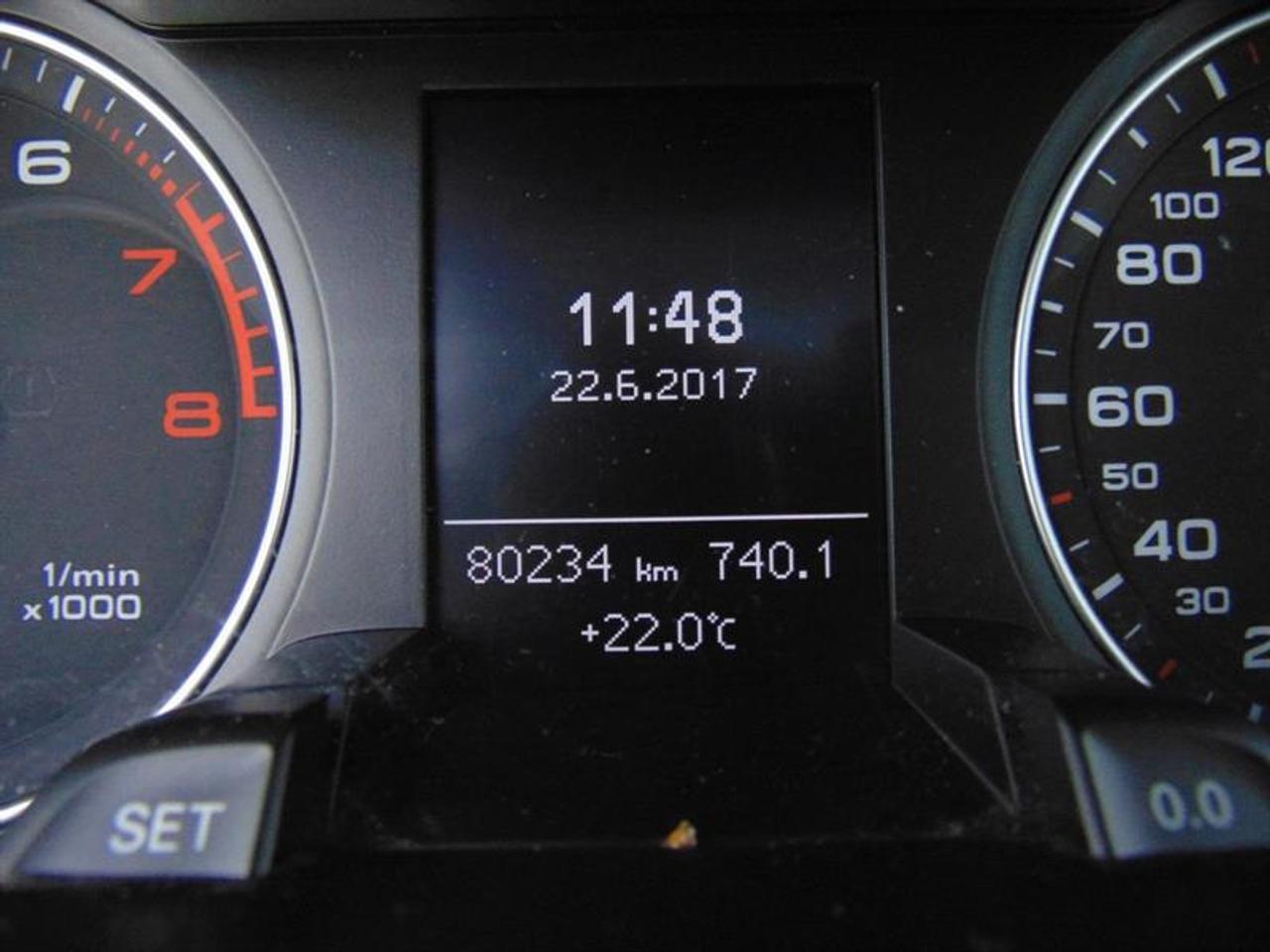 650984.11392896
