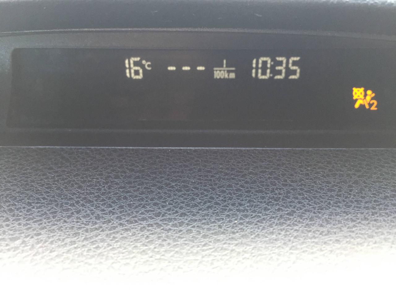 650989