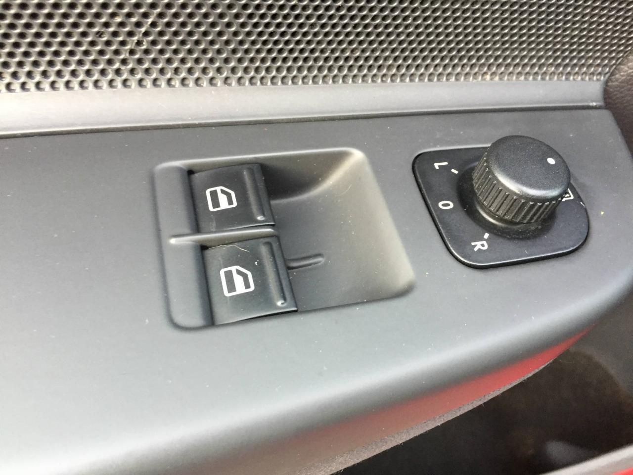 651031