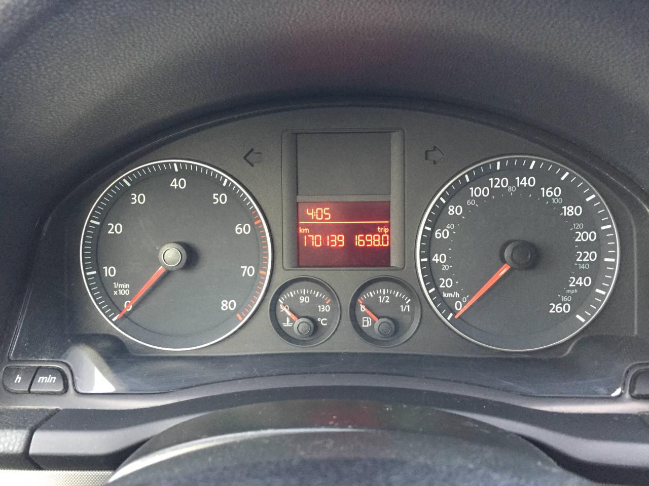651031