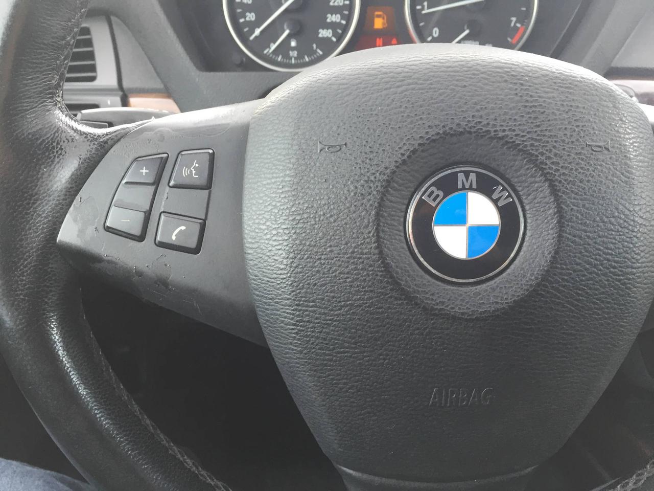 651033.11394119